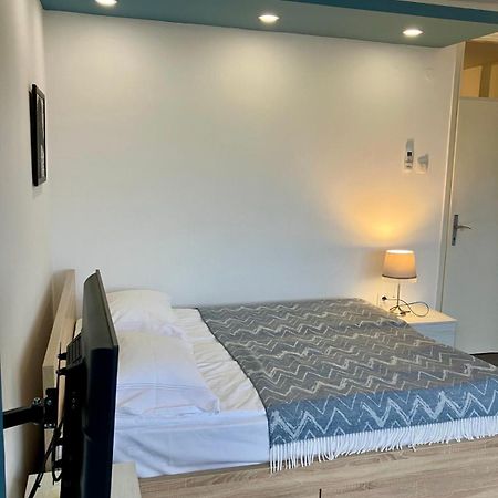 Blue Moon Apartman Újvidék Kültér fotó
