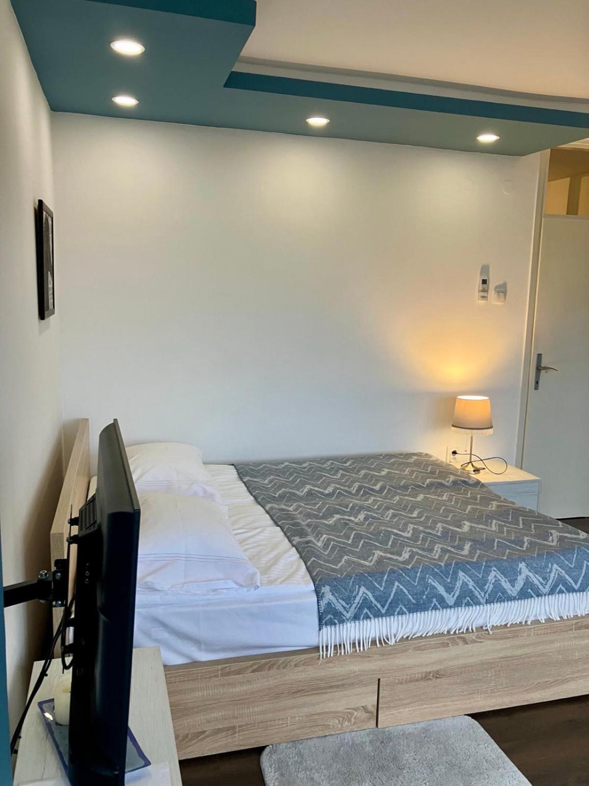 Blue Moon Apartman Újvidék Kültér fotó